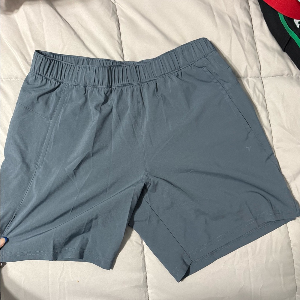 Old Navy Active Quick Dry Gray Shorts